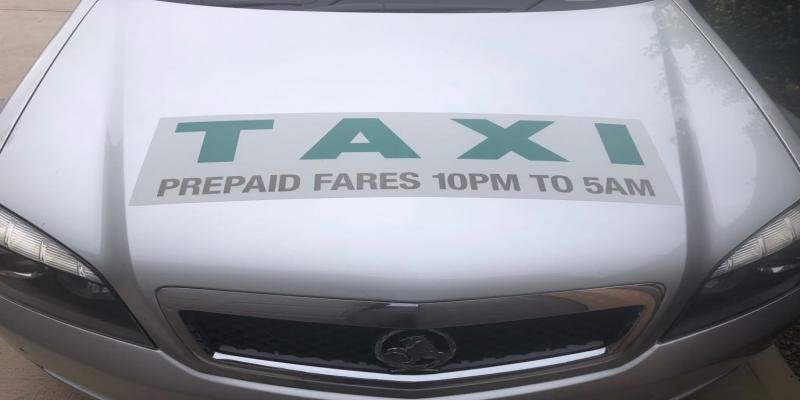 Book Taxi Caroline Springs to Airport